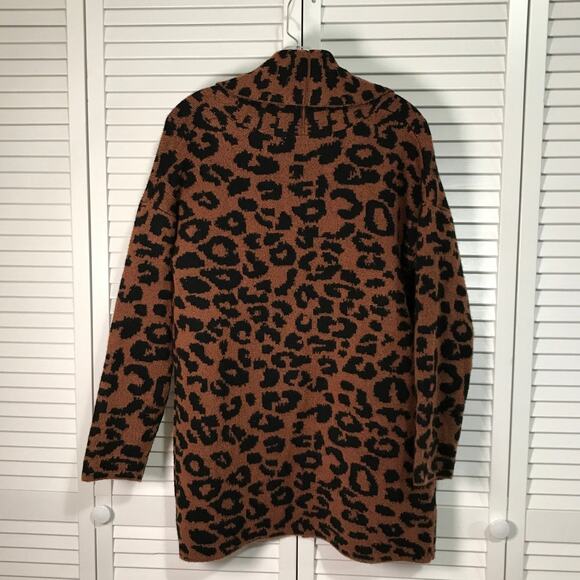 Time and Tru Cheetah Theme V-Neck Long Sleeve Cardigan Sweater M - Picture 2 of 6